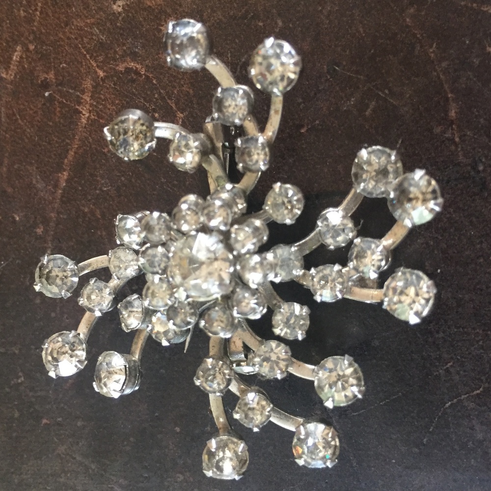 Vintage Silver tone Rhinestone Brooch Pin Pendant
